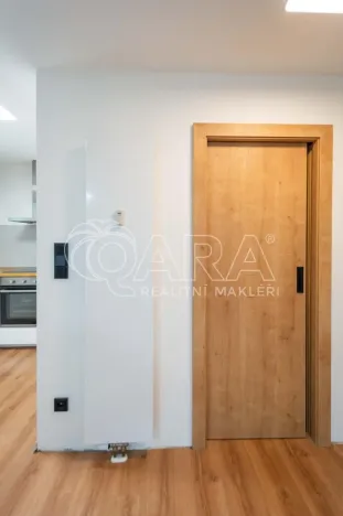Prodej bytu 1+kk, Neratovice, Školní, 30 m2