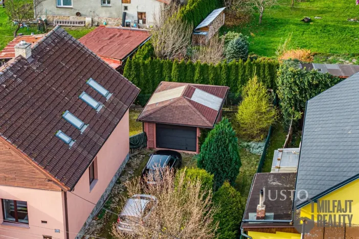 Prodej rodinného domu, Jindřichovice pod Smrkem, 190 m2