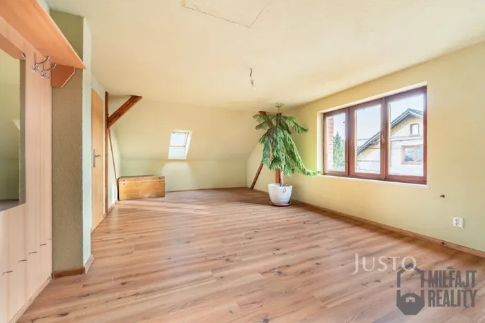 Prodej rodinného domu, Jindřichovice pod Smrkem, 190 m2