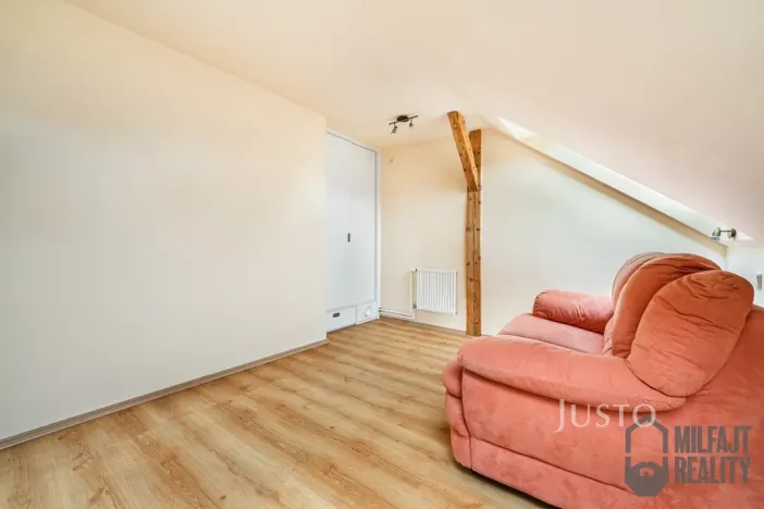 Prodej rodinného domu, Jindřichovice pod Smrkem, 190 m2