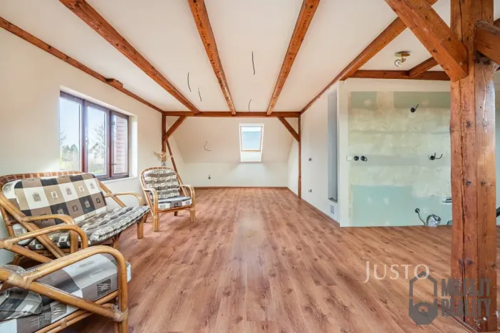 Prodej rodinného domu, Jindřichovice pod Smrkem, 190 m2