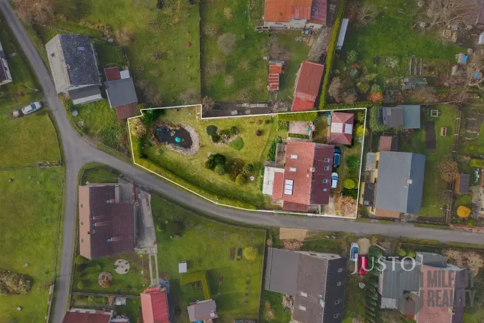 Prodej rodinného domu, Jindřichovice pod Smrkem, 190 m2