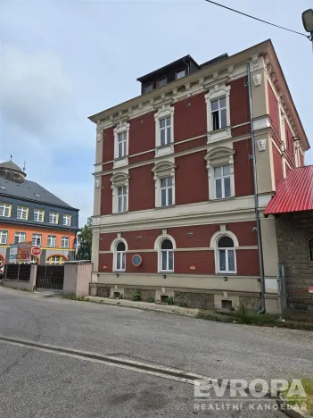 Pronájem bytu 3+kk, Liberec - Liberec IV-Perštýn, Košická, 61 m2