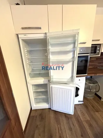 Pronájem bytu 1+1, České Budějovice - České Budějovice 7, Papírenská, 38 m2