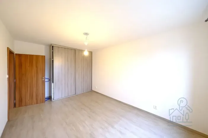 Pronájem bytu 3+kk, Praha - Hloubětín, Poděbradská, 65 m2