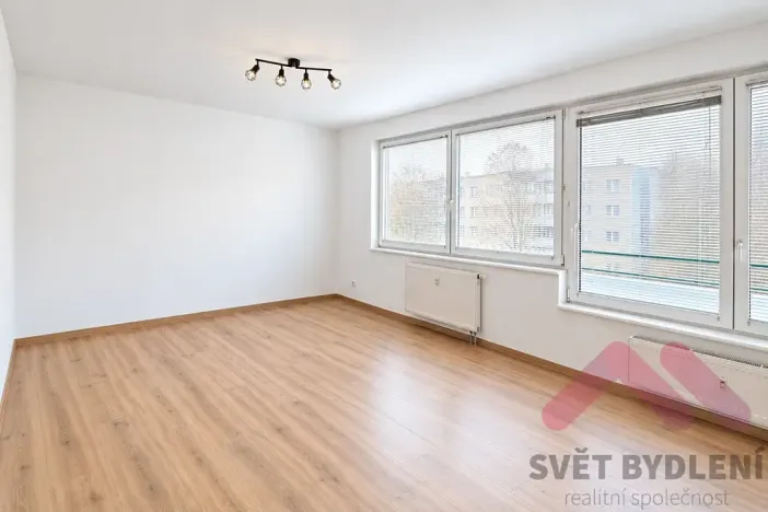 Pronájem bytu 1+kk, Praha - Vysočany, bratří Dohalských, 42 m2