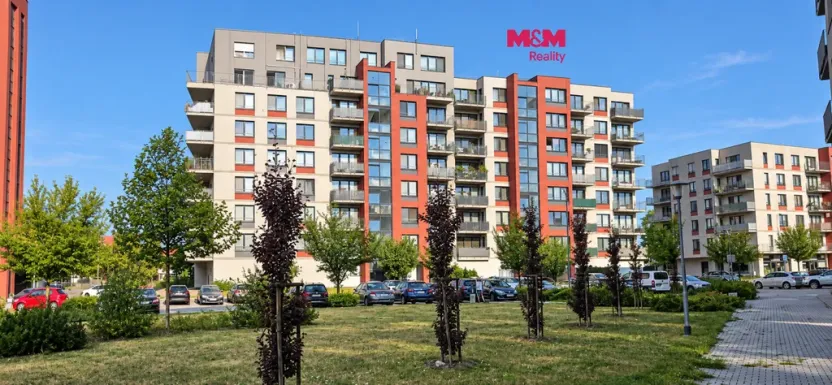 Pronájem bytu 2+kk, Pardubice - Zelené Předměstí, Pod Vinicí, 57 m2