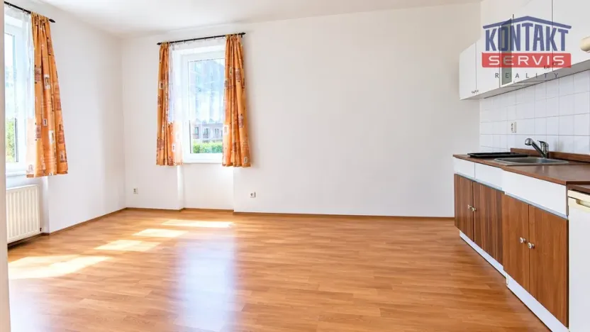 Pronájem bytu 1+kk, České Budějovice - České Budějovice 3, Pekárenská, 30 m2