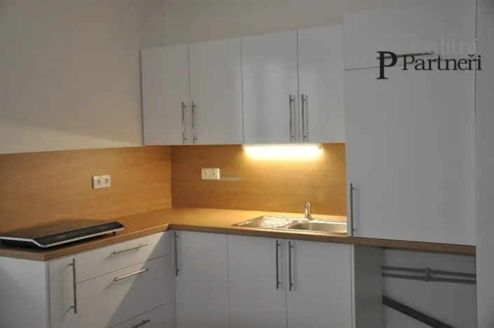 Pronájem bytu 1+kk, Ostrava, Alžírská, 26 m2