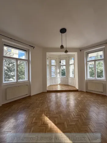 Pronájem bytu 2+1, Praha - Vinohrady, 73 m2