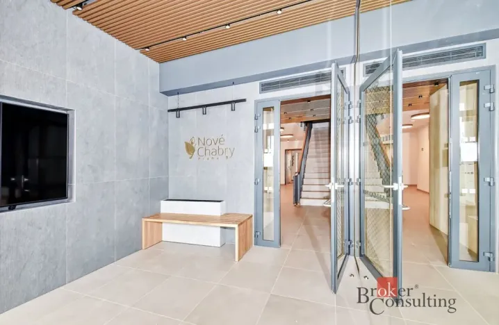 Pronájem bytu 1+kk, Praha - Dolní Chabry, Za Pískovnou, 37 m2