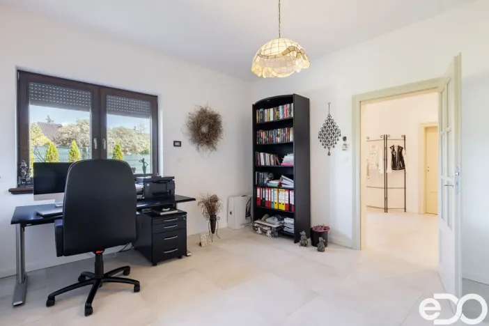Prodej rodinného domu, Trnová, 219 m2