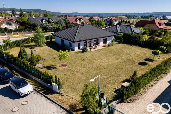 Prodej rodinného domu, Trnová, 219 m2