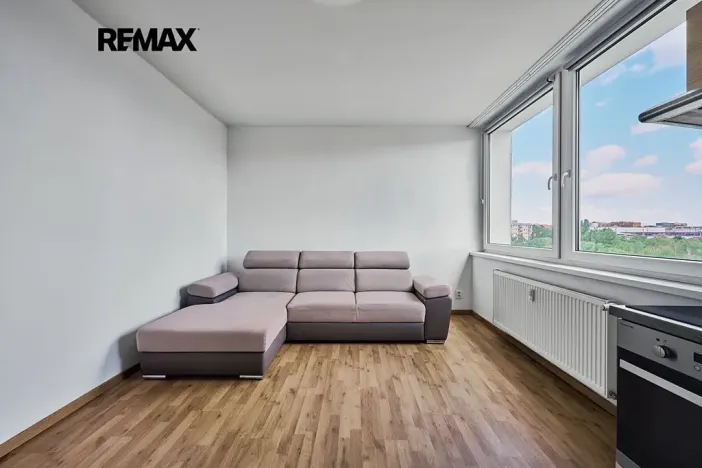 Prodej bytu 2+kk, Praha - Hostivař, Hornoměcholupská, 45 m2