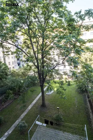 Pronájem bytu 2+kk, Praha - Nusle, Kloboučnická, 47 m2