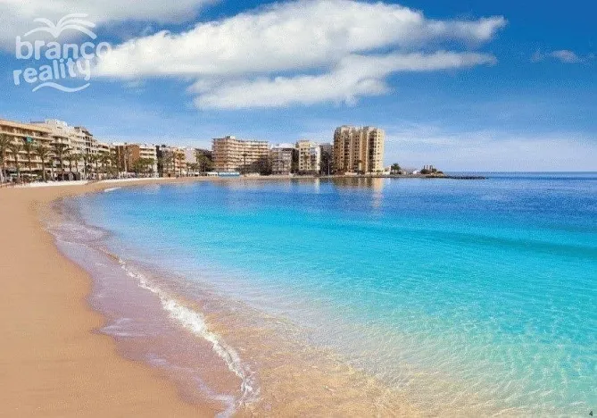 Prodej bytu 3+kk, Torrevieja, Alicante, Španělsko, 59 m2