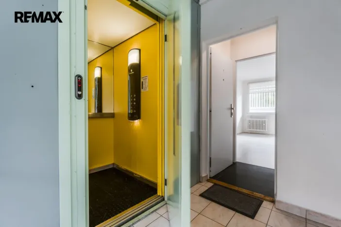 Prodej bytu 2+kk, Praha - Braník, Jílovská, 36 m2