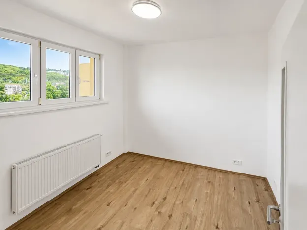Pronájem bytu 2+kk, Praha - Libeň, U školičky, 43 m2