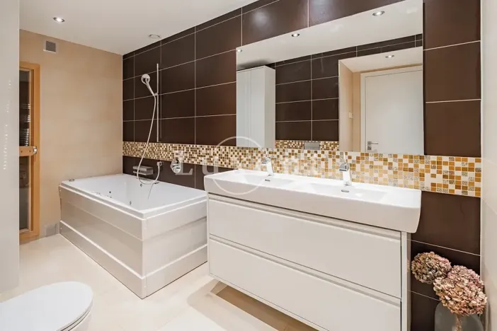 Prodej bytu 3+kk, Praha - Hlubočepy, Výhledová, 74 m2