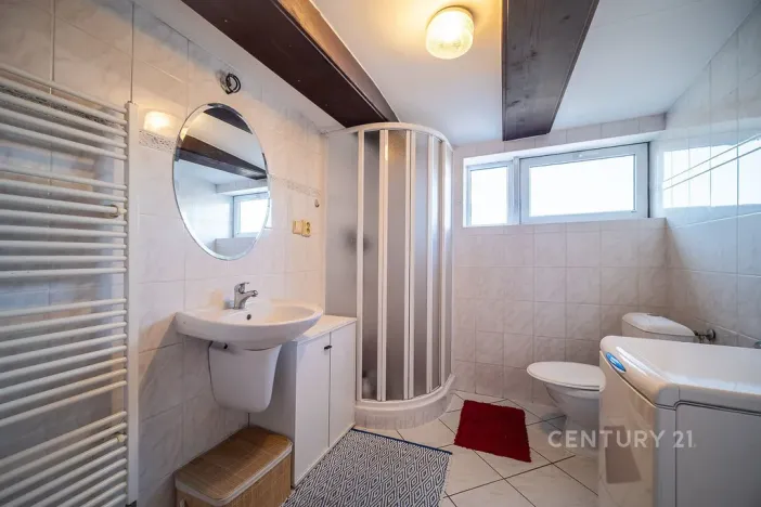 Prodej rodinného domu, České Budějovice - České Budějovice 3, Pražská tř., 200 m2