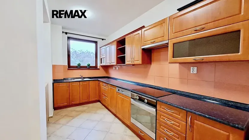 Pronájem bytu 2+kk, Praha - Vysočany, U Kloubových domů, 69 m2