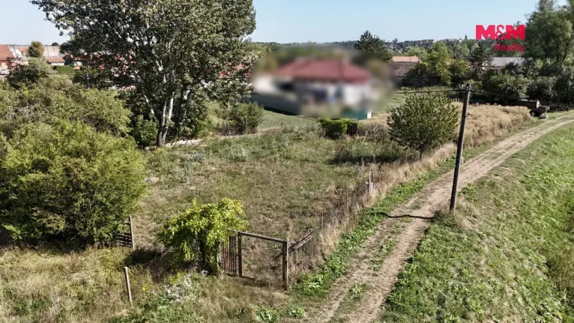 Prodej pozemku, Božice, 1119 m2