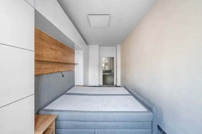 Pronájem bytu 2+kk, Praha - Karlín, Sokolovská, 58 m2