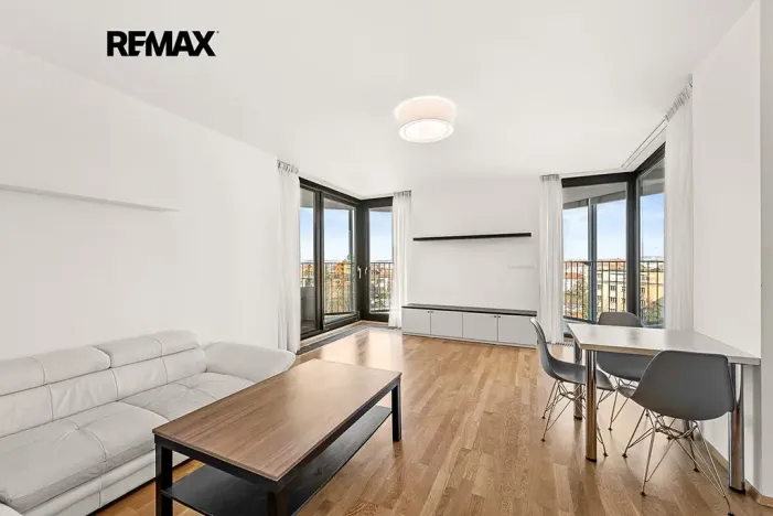 Pronájem bytu 2+kk, Praha - Žižkov, Malešická, 73 m2