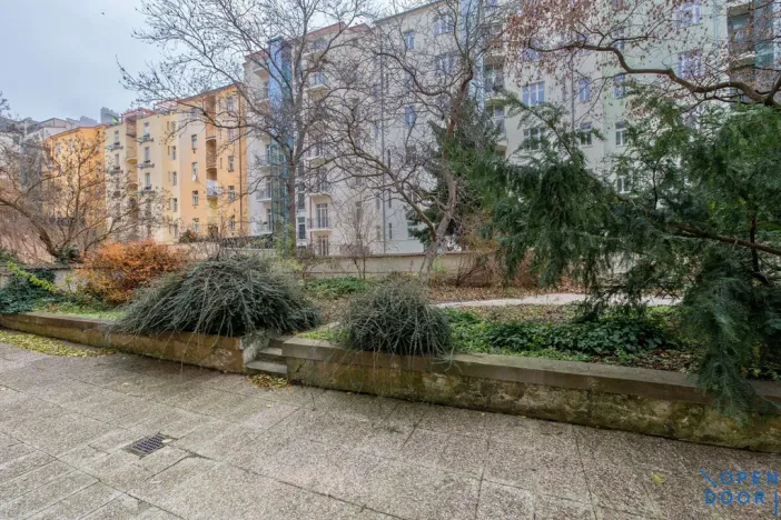 Pronájem kanceláře, Praha - Vinohrady, Vinohradská, 108 m2