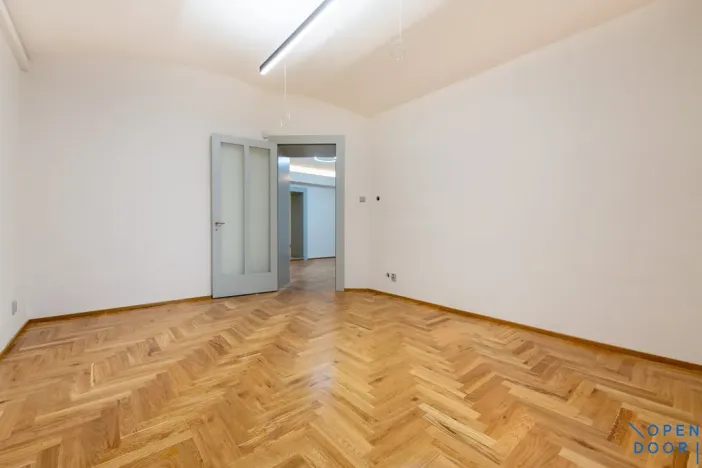 Pronájem kanceláře, Praha - Vinohrady, Vinohradská, 108 m2