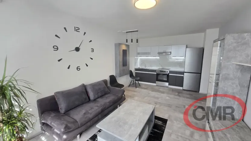 Pronájem bytu 2+kk, Praha, Štúrova, 42 m2