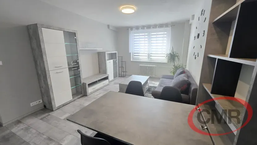 Pronájem bytu 2+kk, Praha, Štúrova, 42 m2
