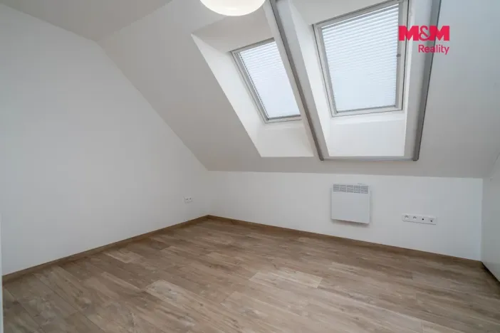 Prodej bytu 3+kk, Smiřice - Rodov, 81 m2