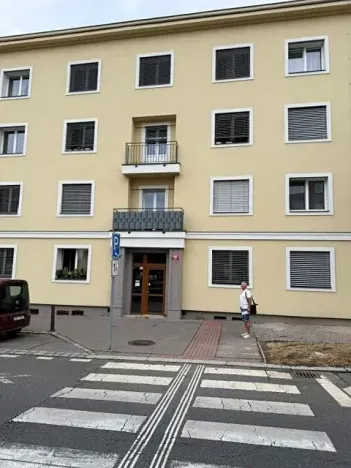 Prodej bytu 2+1, Praha - Braník, Novodvorská, 75 m2