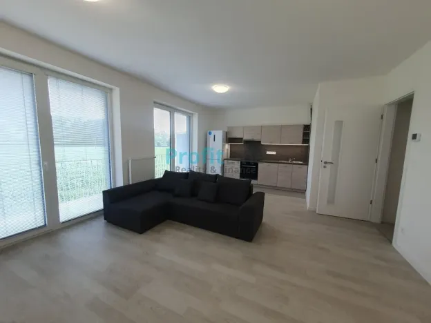 Pronájem bytu 2+kk, Uničov, Pionýrů, 76 m2
