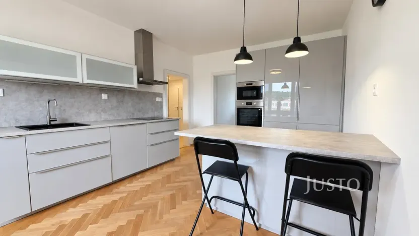 Pronájem bytu 3+kk, Písek, nábřeží 1. máje, 68 m2