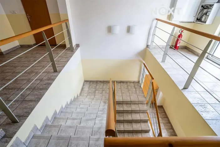 Prodej obchodního prostoru, Vrchlabí, Krkonošská, 905 m2