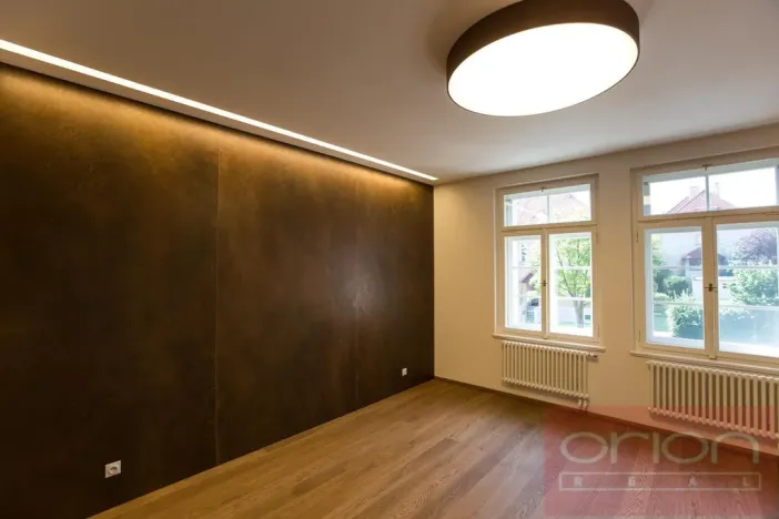 Pronájem rodinného domu, Praha - Střešovice, Na Ořechovce, 250 m2