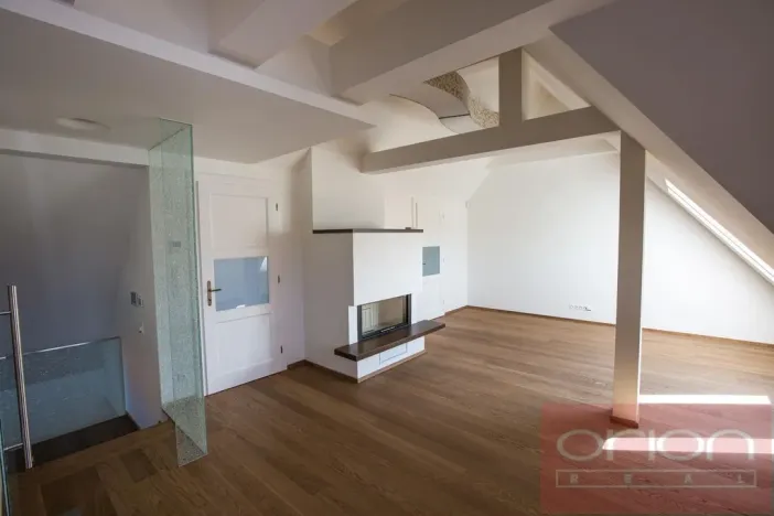 Pronájem rodinného domu, Praha - Střešovice, Na Ořechovce, 250 m2