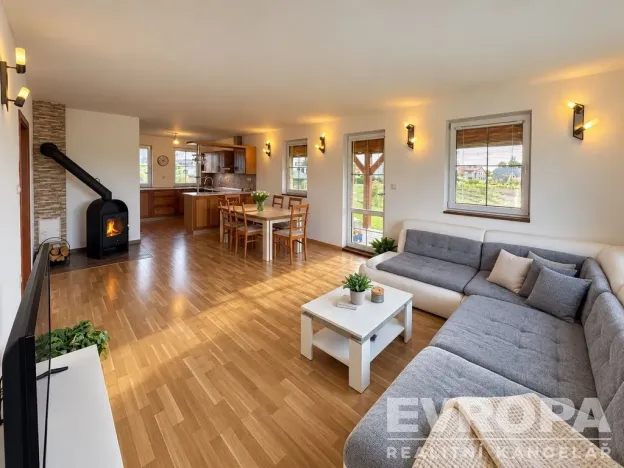 Prodej rodinného domu, Vrchlabí, Lesní, 182 m2