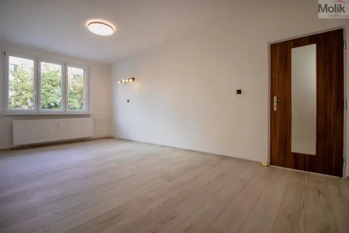 Pronájem bytu 2+1, Chomutov, Arbesova, 62 m2