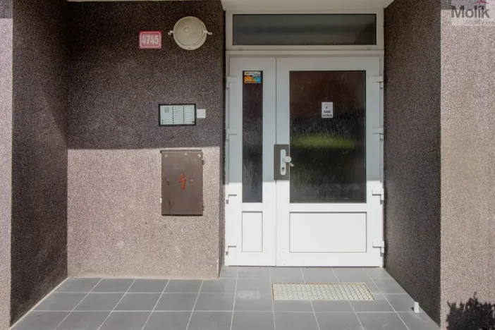 Pronájem bytu 2+1, Chomutov, Arbesova, 62 m2