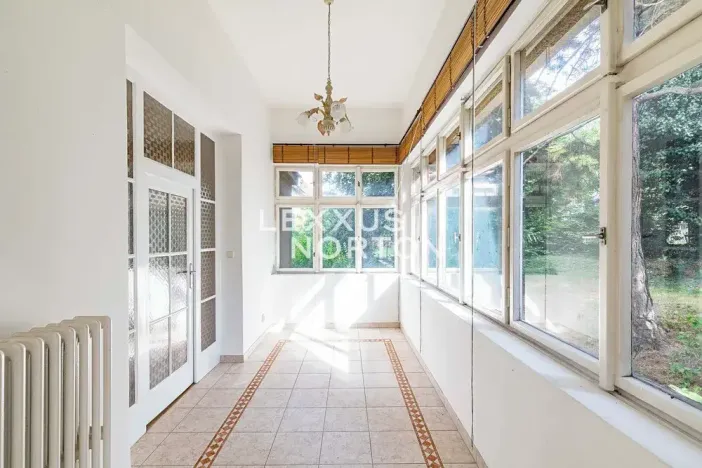 Prodej bytu 6+kk a větší, Praha - Střešovice, Cukrovarnická, 228 m2