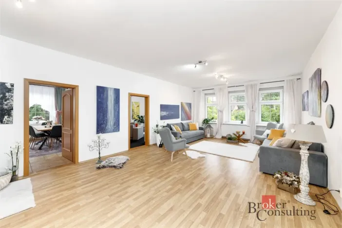 Prodej obchodního prostoru, Hostivice, Čsl. armády, 1000 m2