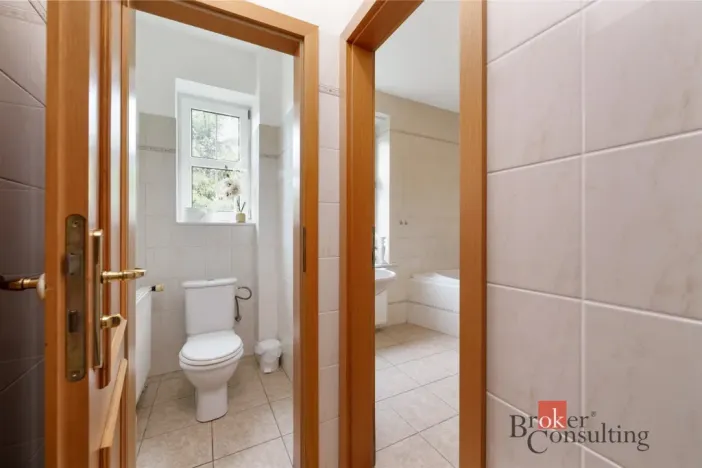 Prodej obchodního prostoru, Hostivice, Čsl. armády, 1000 m2