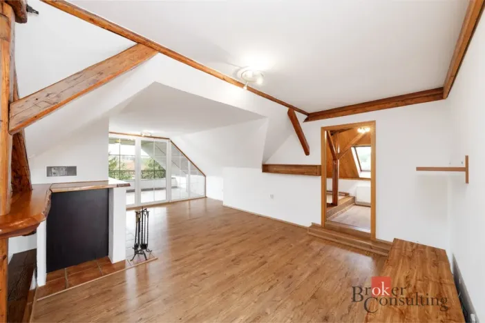 Prodej obchodního prostoru, Hostivice, Čsl. armády, 1000 m2