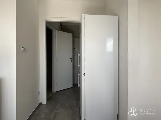 Pronájem bytu 1+1, Sokolov, Slavíčkova, 35 m2