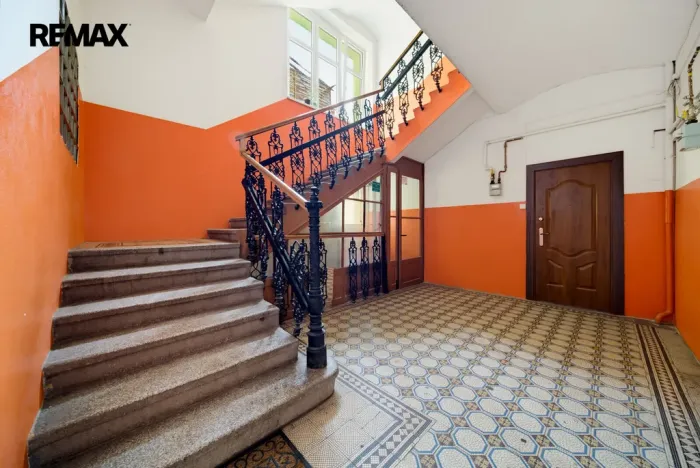 Prodej bytu 4+1, Karlovy Vary, Raisova, 80 m2