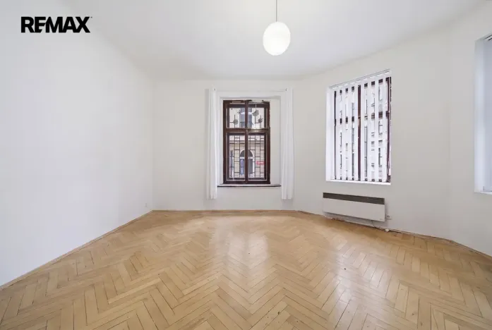 Prodej bytu 4+1, Karlovy Vary, Raisova, 80 m2