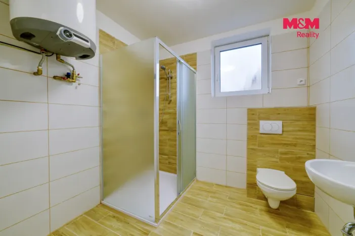 Prodej rodinného domu, Luby, Revoluční, 218 m2